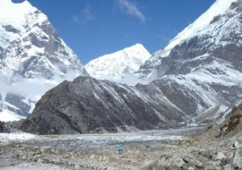 Makalu Basecamp Trek