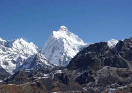 Kanchenjunga Basecamp Trek with Sele La Pass